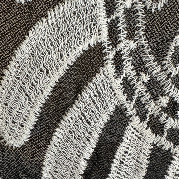 Boho Sheer Embroidered Kimono Swim Cover Up Black White One Size - Picture 5 of 7